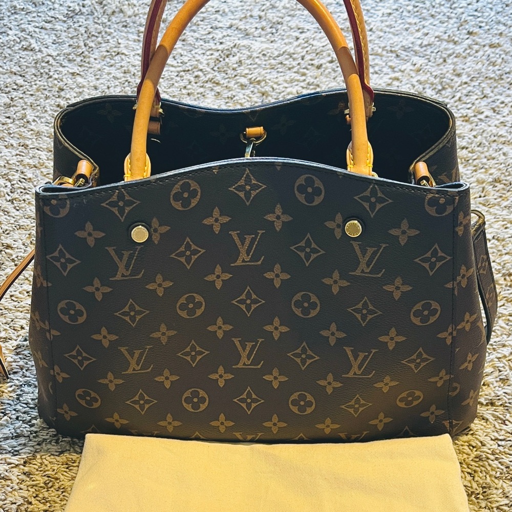 EUC Louis Vuitton Montaigne MM Satchel Bag